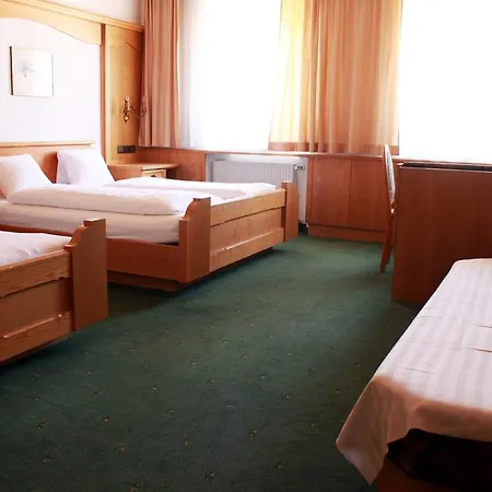 Altpradl Hotel 3*